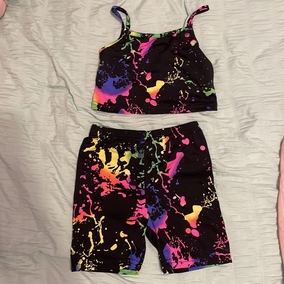 Size 4 girls, gymnastics/dance outfit black with neon paint splatter design - Picture 2 of 3